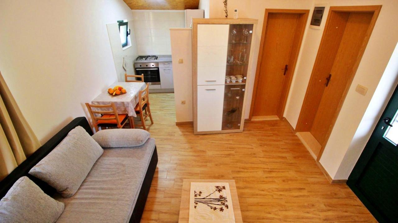 Holiday Home Jozo Omiš Exterior foto